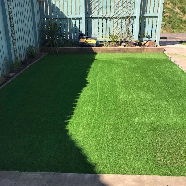 CY TURF GLASGOW - Arran lawn installed in Stewarton